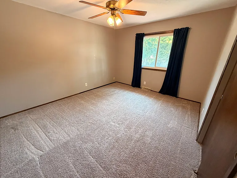 904 Kountze Memorial Dr — Photo 22