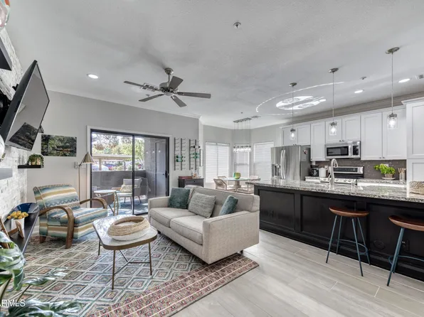 9600 N 96th St APT 135, Scottsdale, AZ 85258