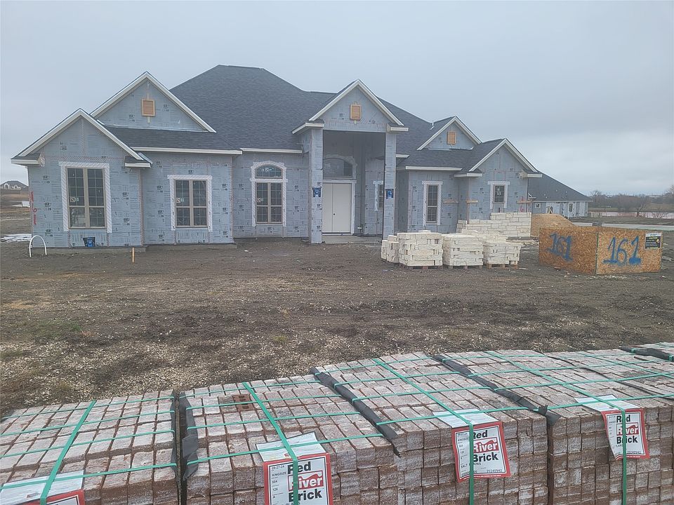 1st image of 161 Swan Lake Dr