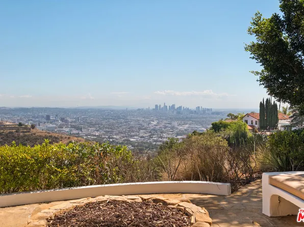8148 Mannix Dr, Los Angeles, CA 90046