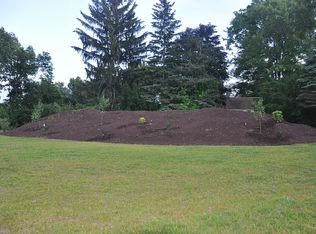 54 Eddy St, Avon, CT 06001