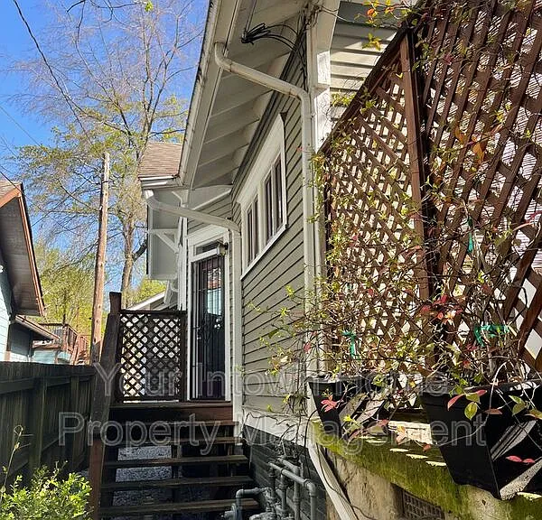 766 Saint Charles Ave NE #2 — Photo 4