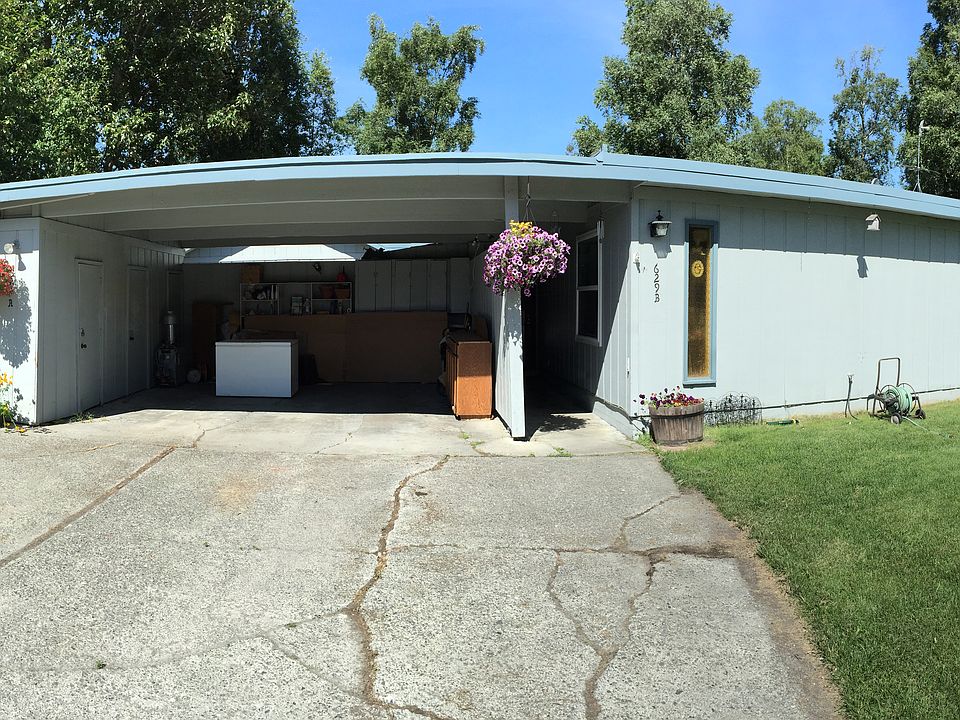 3 BR 2 Ba & 2 BR 1 Ba Duplex