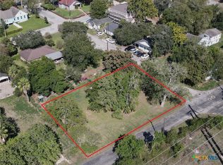 101 N Victoria St, Victoria, TX 77901
