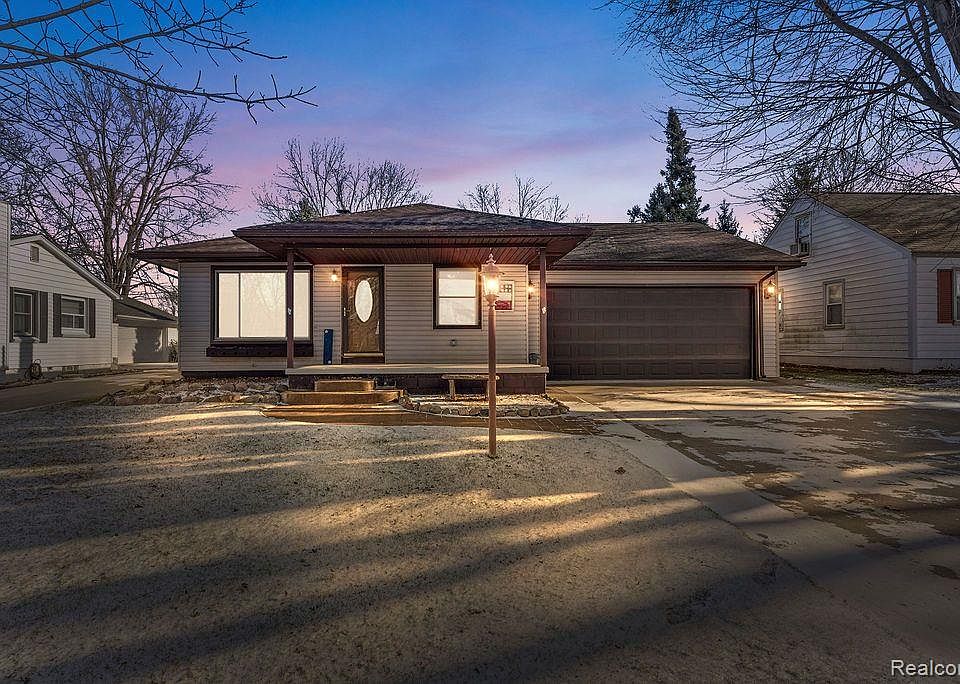 1st image of 45474 N Branch Dr