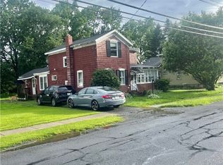 44 Walnut St, Auburn, NY 13021