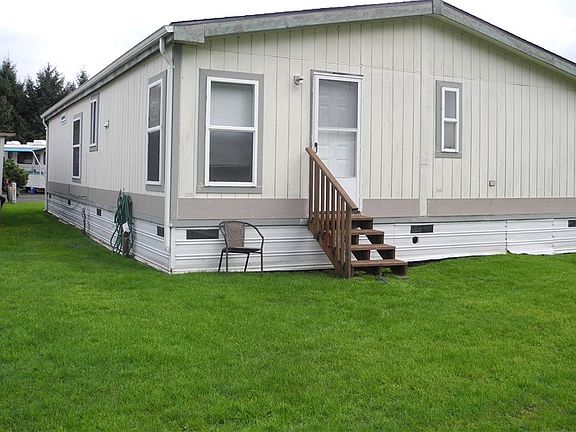 4th image of 850 Crescent St Trailer 49