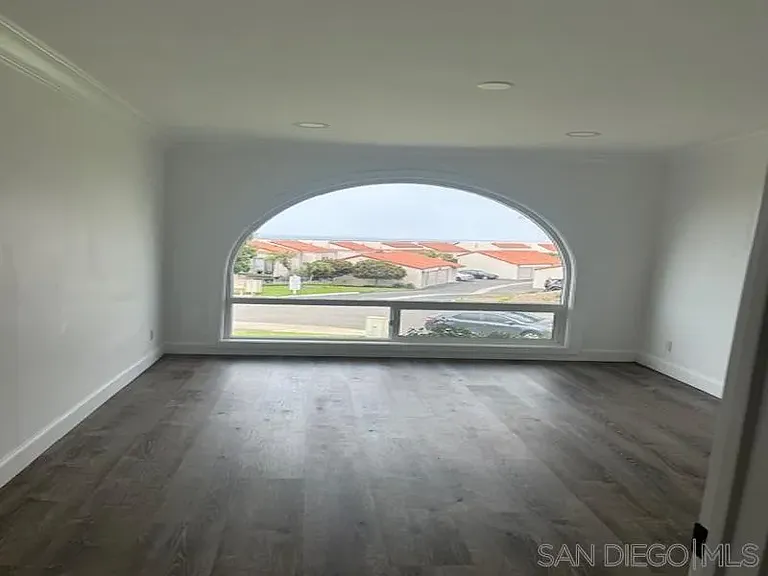 6675 Paseo Del Norte #A — Photo 10