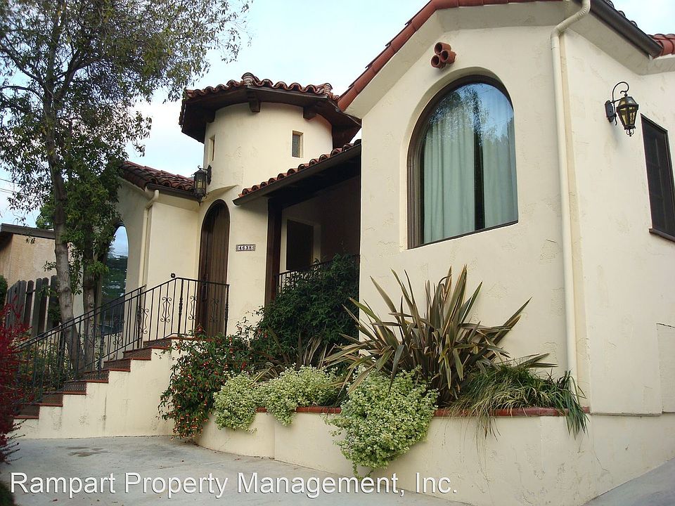1st image of 4638 Cleland Ave