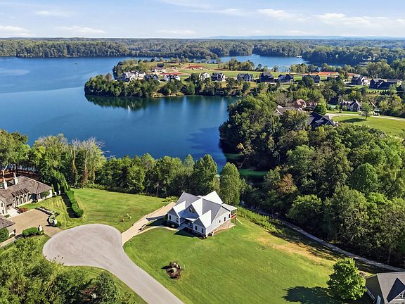 3rd image of 130 Peninsula Point Dr
