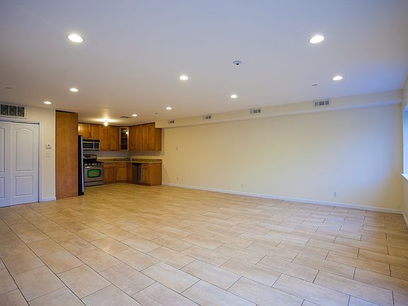 4th image of 540 E New York Ave APT 4A