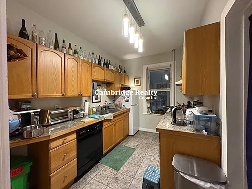 8 Farrington Ave #4T Photo 1