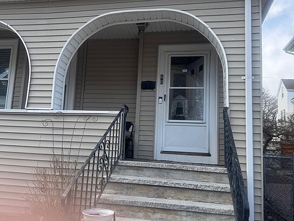 5th image of 40 Baker Rd
