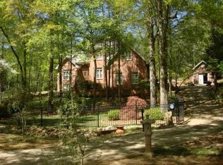 2240 Springwood Dr, Auburn, AL 36830