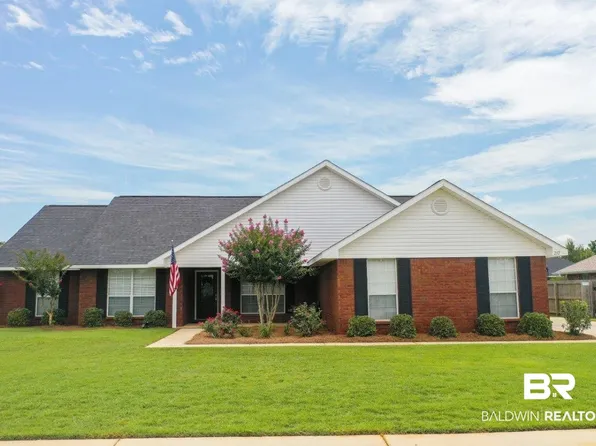 212 Heather Ln, Fairhope, AL 36532