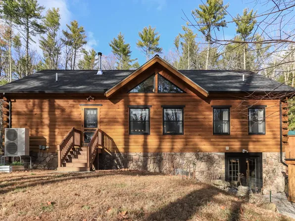 34 Lull Road, New Boston, NH 03070