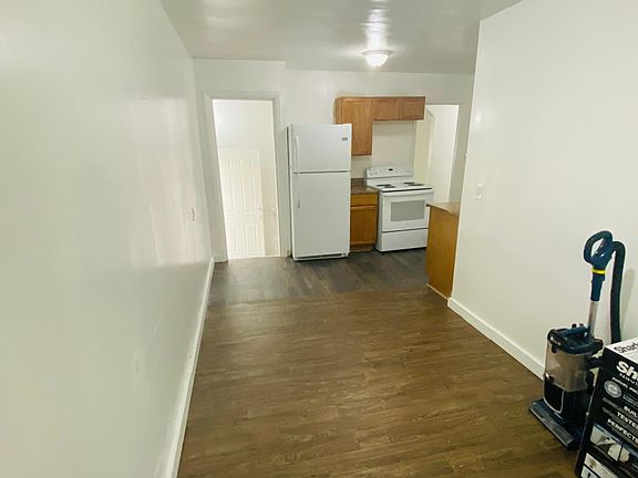 5th image of 7636 Rockdale