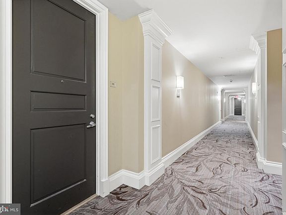 5th image of 8220 Crestwood Heights Dr APT 1015