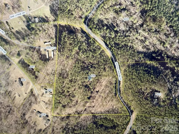 4294 S View Blvd, Morganton, NC 28655