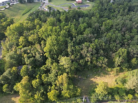 5th image of 7943 Saltsburg Rd