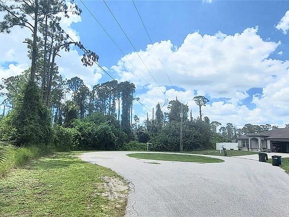 2nd image of Gourmet Rd #40