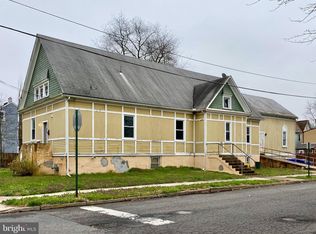 628 W Front St, Florence, NJ 08518