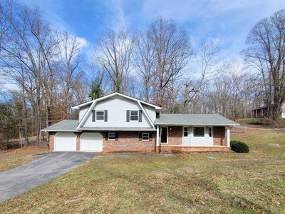822 Skyline Park Dr, Signal Mountain, TN, 37377