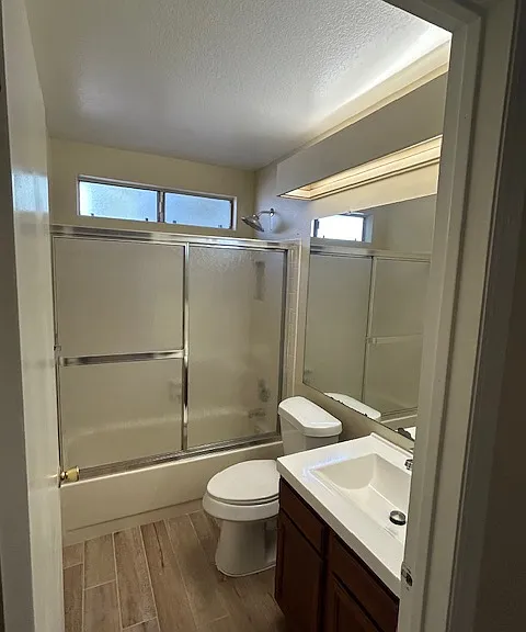 1059 E Sequoia Dr — Photo 6