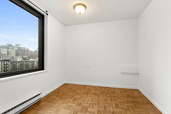 Rented by Sotheby's International Realty | media 8