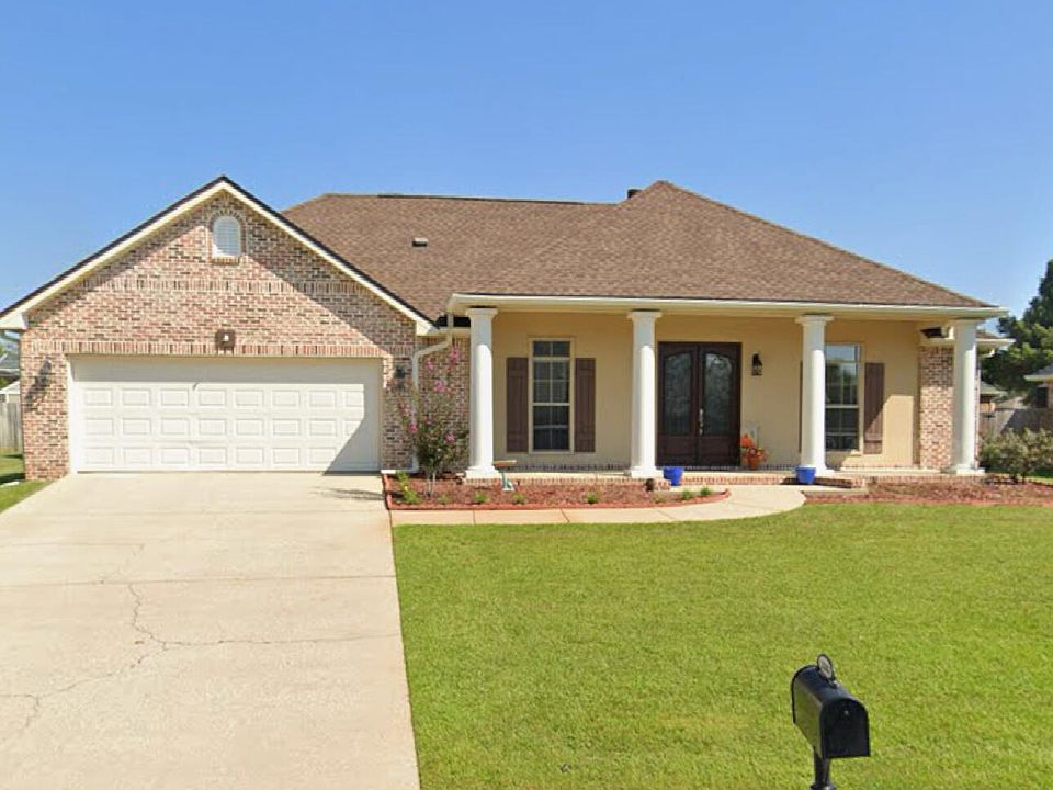 1st image of 15353 Overlook Dr