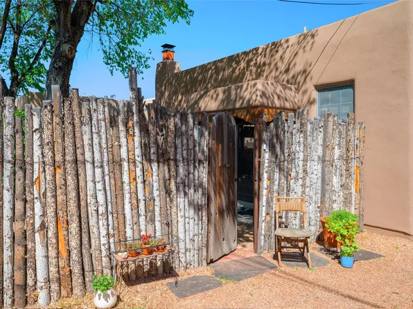 947 Lopez St #2, Santa Fe, NM 87501