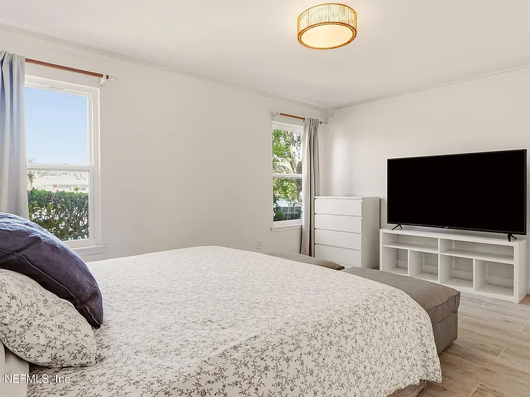 120 Alsace Ct — Photo 25