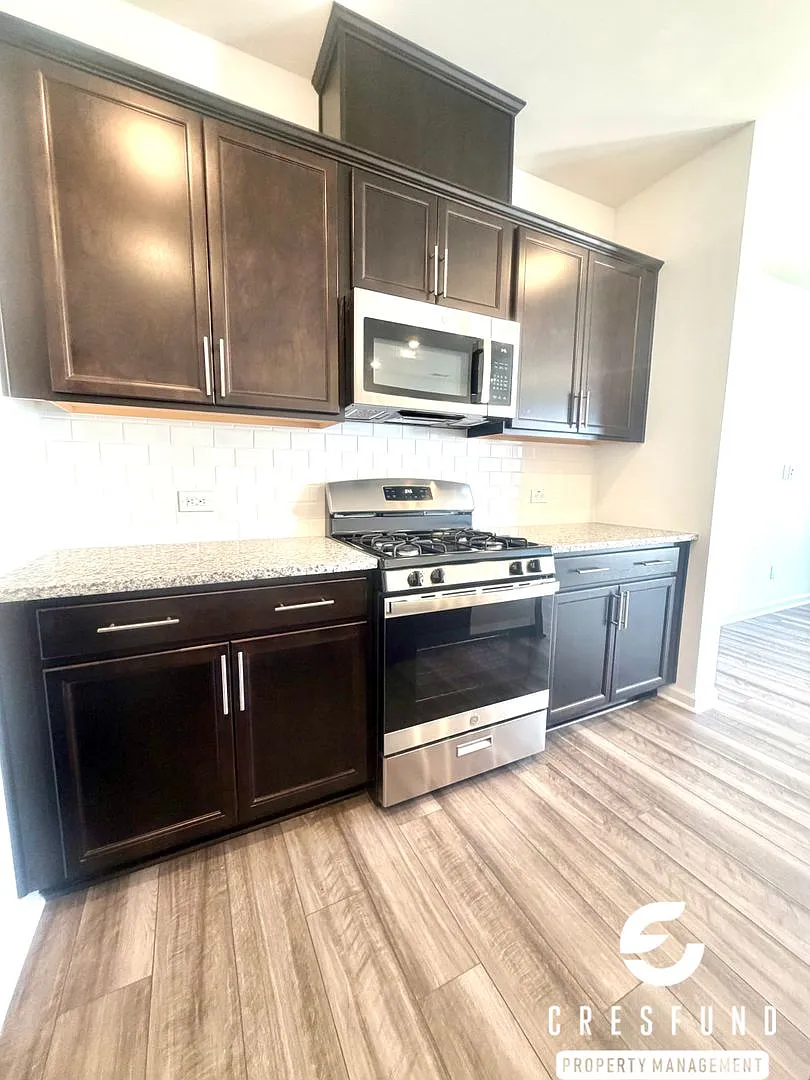 Brand-New 3-Bedroom Townhome , Lawn Care Included , Marelli Sanford, Nc — Photo 3