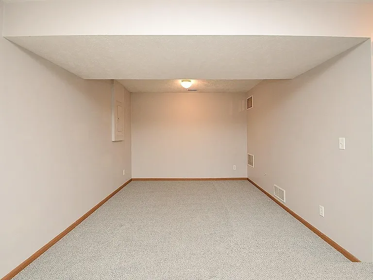 13012 Nebraska Ave — Photo 4