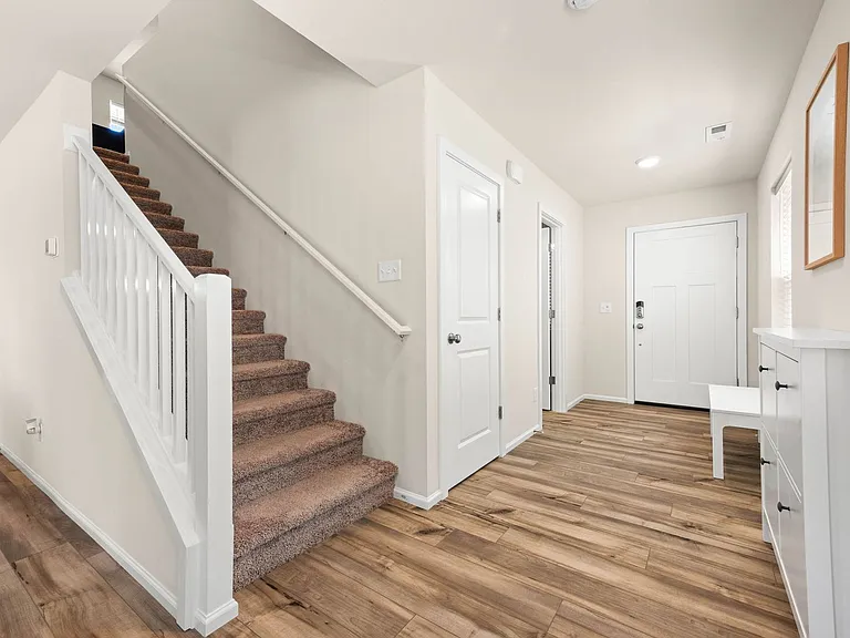15204 Prescott Loop SE — Photo 4