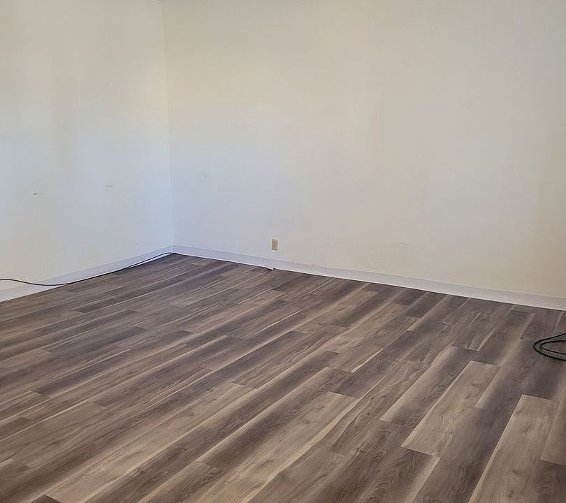 1st image of 312-320 Grandview Ave #312-1