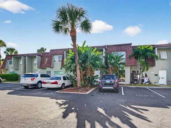 1578 70th St N, Saint Petersburg, FL 33710