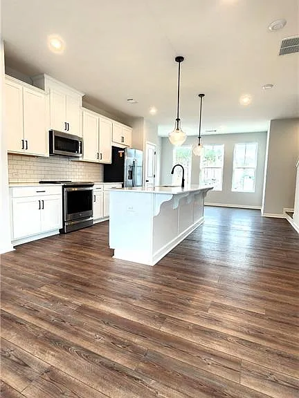 800 Cameron Trl — Photo 21