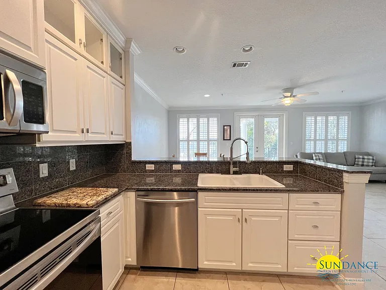 159 Brooks St SE #306 — Photo 13
