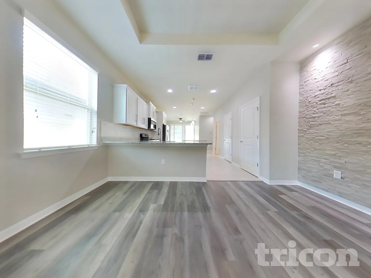 2837 E Lake Pointe Drive Kissimmee FL — Photo 3