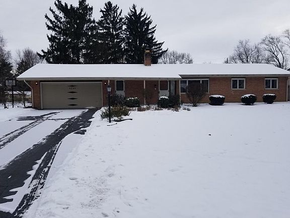 2nd image of 3745 Darbyshire Dr