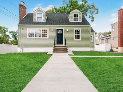 208 E Chester Street, Valley Stream, NY, 11580