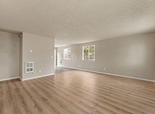 1215 W Main St APT C, Medford, OR