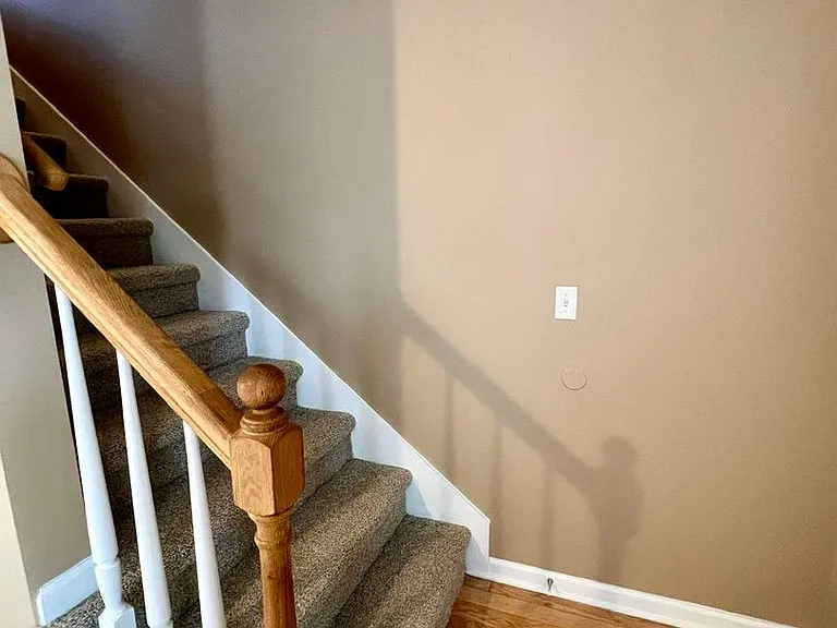 453 Drexel Ct — Photo 10