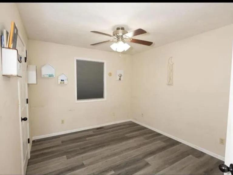 15400 Triangle Ln — Photo 6