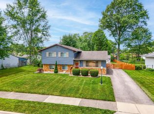 423 Navajo Dr, Westerville, OH 43081