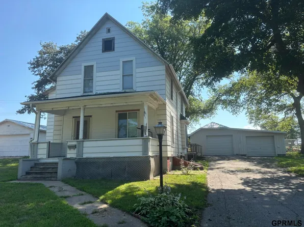 405 N Davis Ave, Oakland, NE 68045