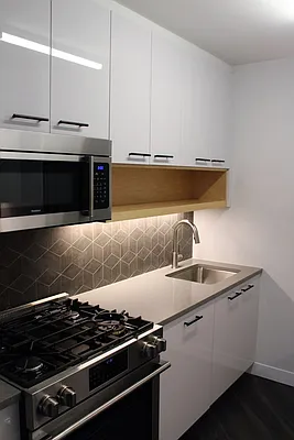 Rented by The Dermot Realty Management Company | media 20