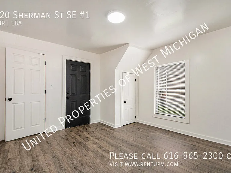 720 Sherman St SE #1 — Photo 6