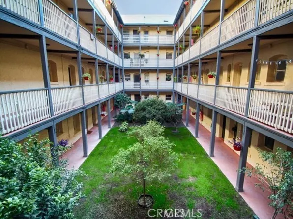 800 Pacific Ave APT 309, Long Beach, CA 90813